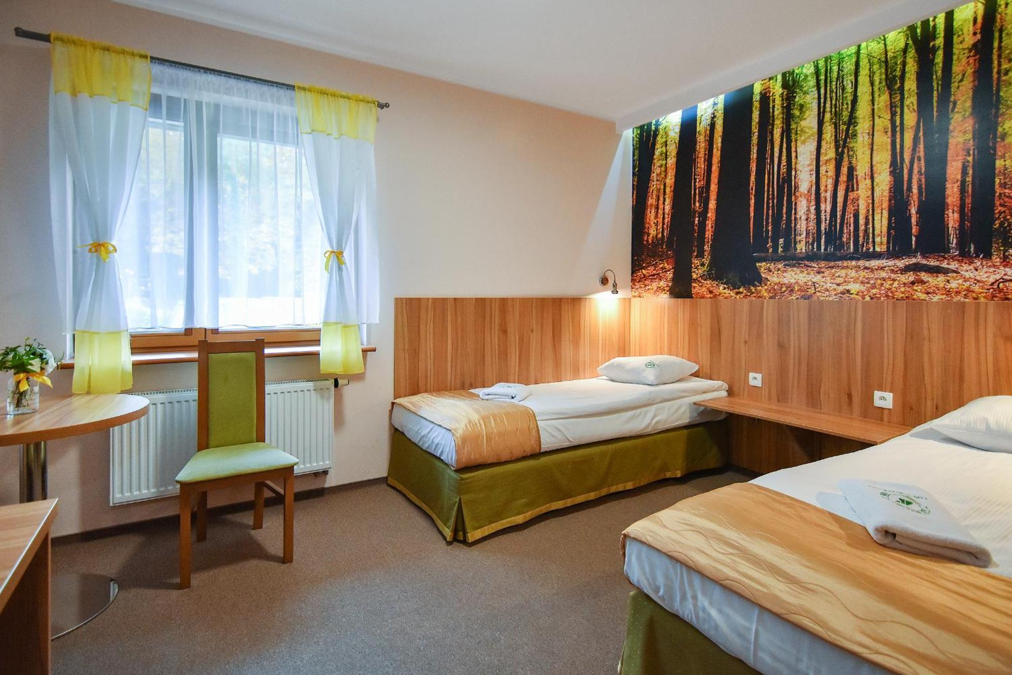 Lesny Osrodek Szkoleniowy W Puszczykowie Puszczykowo Exterior foto