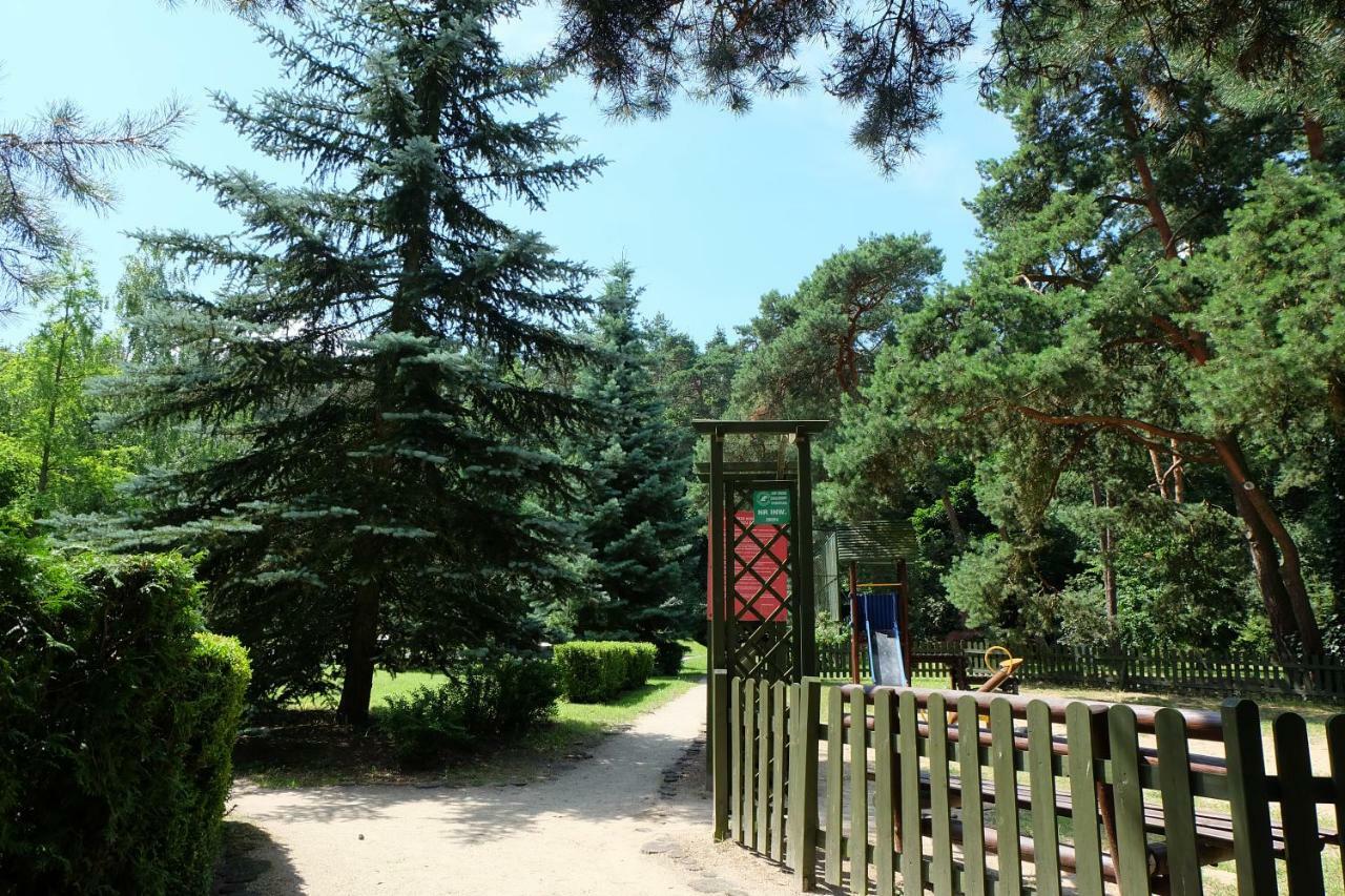 Lesny Osrodek Szkoleniowy W Puszczykowie Puszczykowo Exterior foto